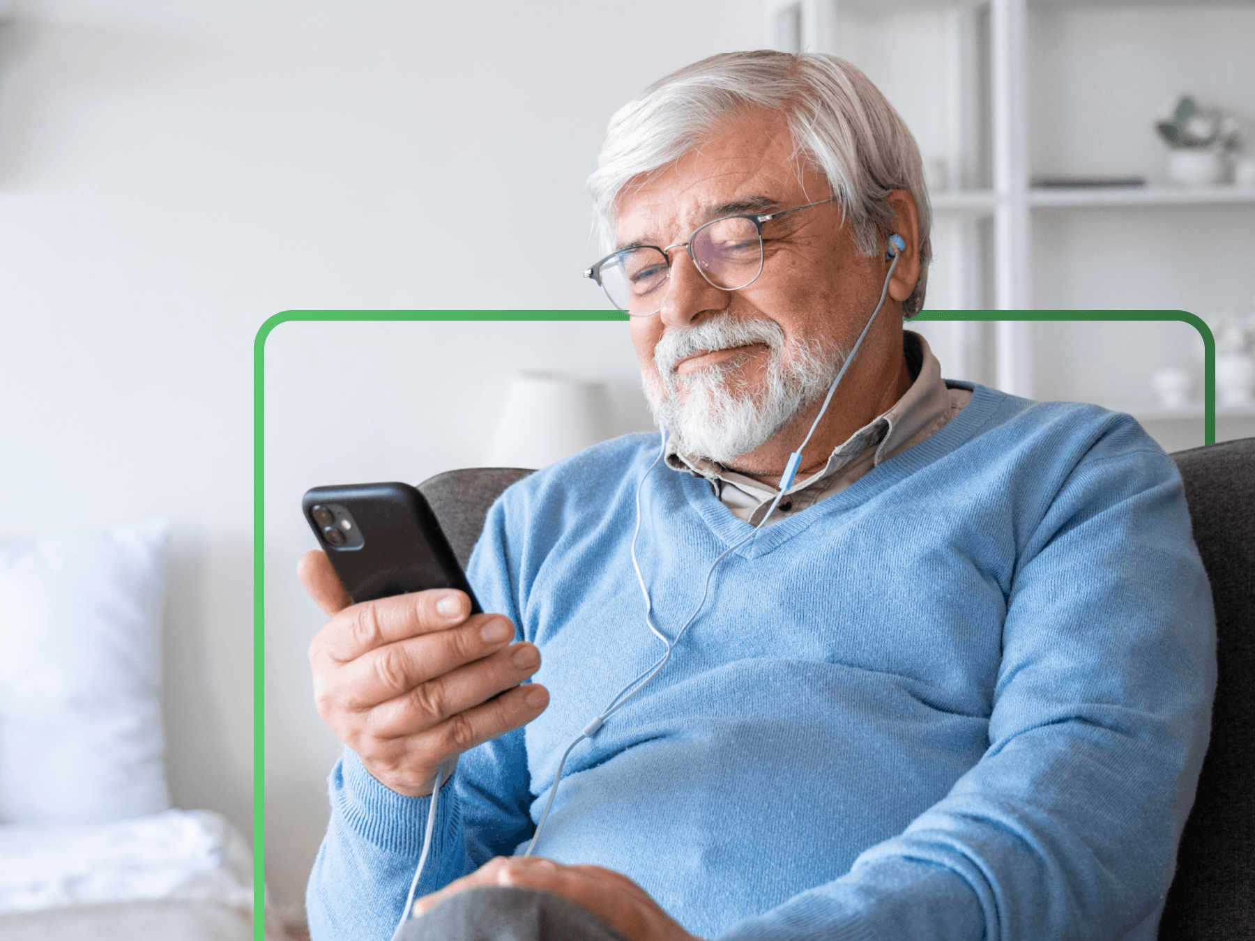 Idoso e tecnologia.png